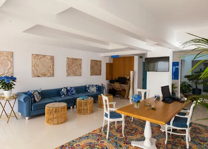 Serenity Spritz Boutique - Adults Only